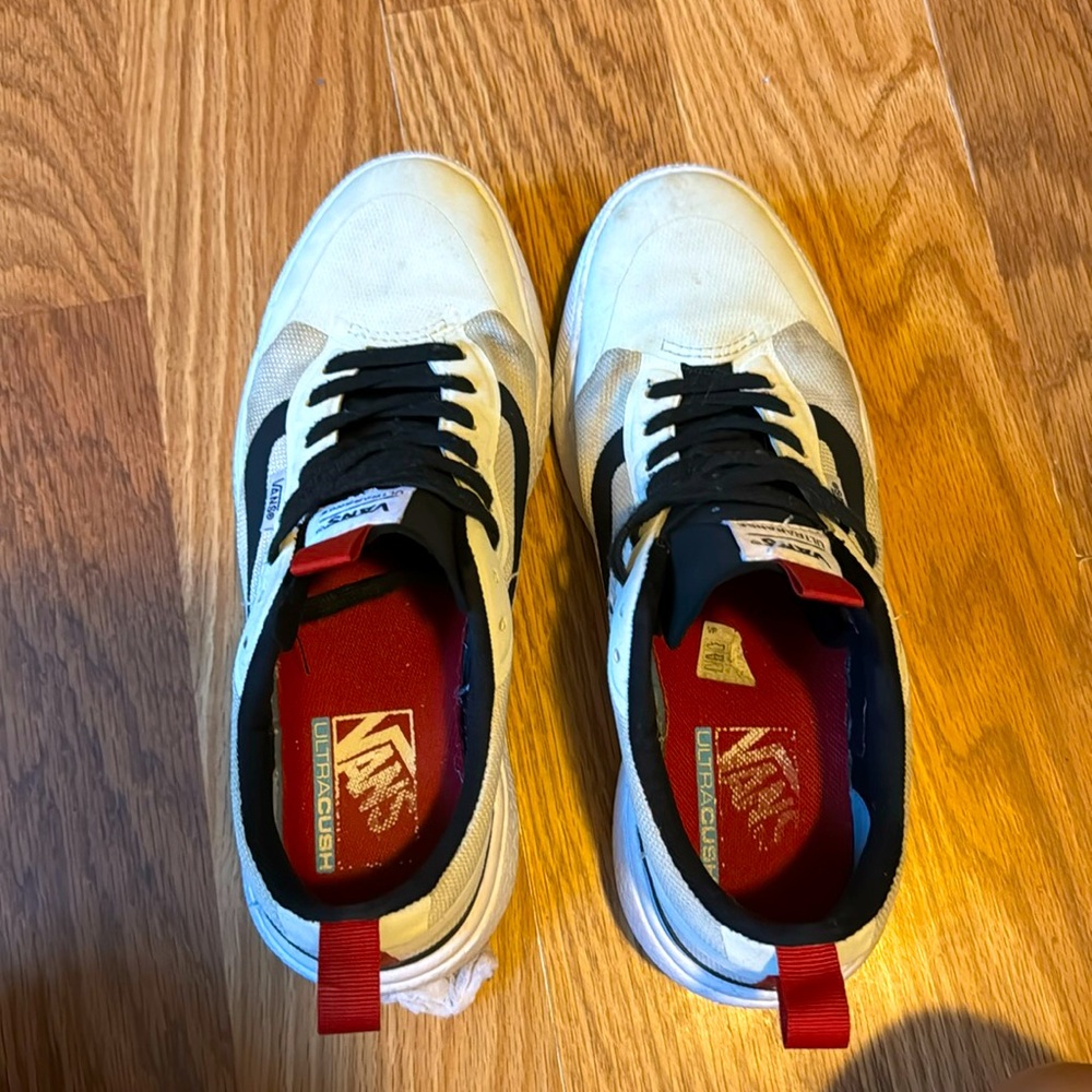 Vans Ultrarange Women’s 8.5